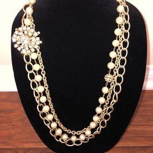 Convertible necklace, bracelet, brooch set.